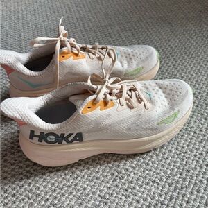 Hoka Cream Sneakers with Vibrant Accents